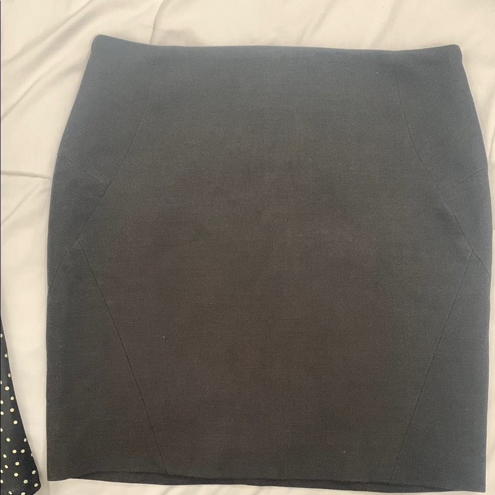 Elegant Black Pencil Skirt